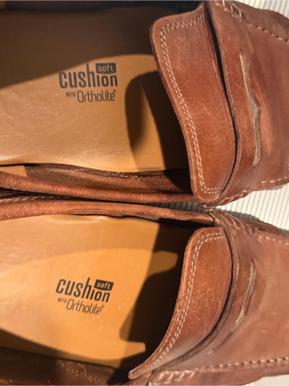 Clarks Brown Leather Ortholite Cushion Slip-On Loafers